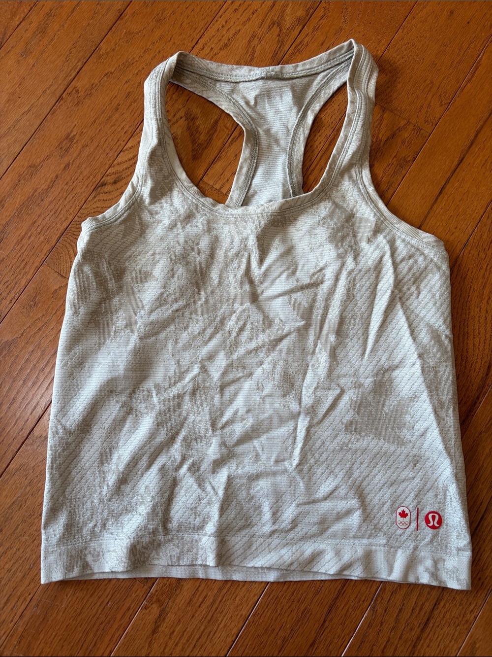 Lululemon Canada swiftly tank